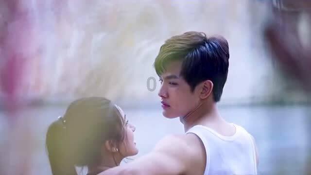 哪个女生更加好看？