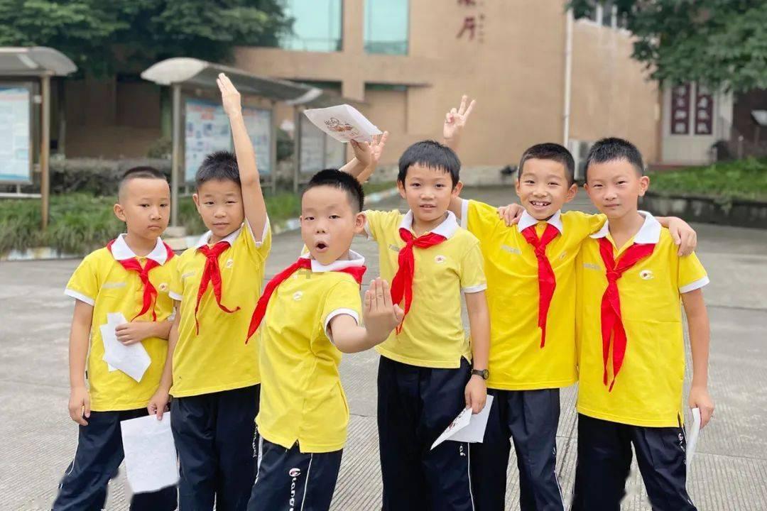 点燃的炸弹人